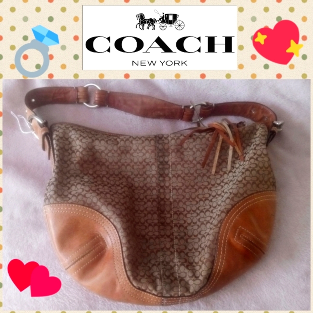 Authentic COACH Classic Shoulder Bag | $24 | *DISCOUNTED SHIPPING*